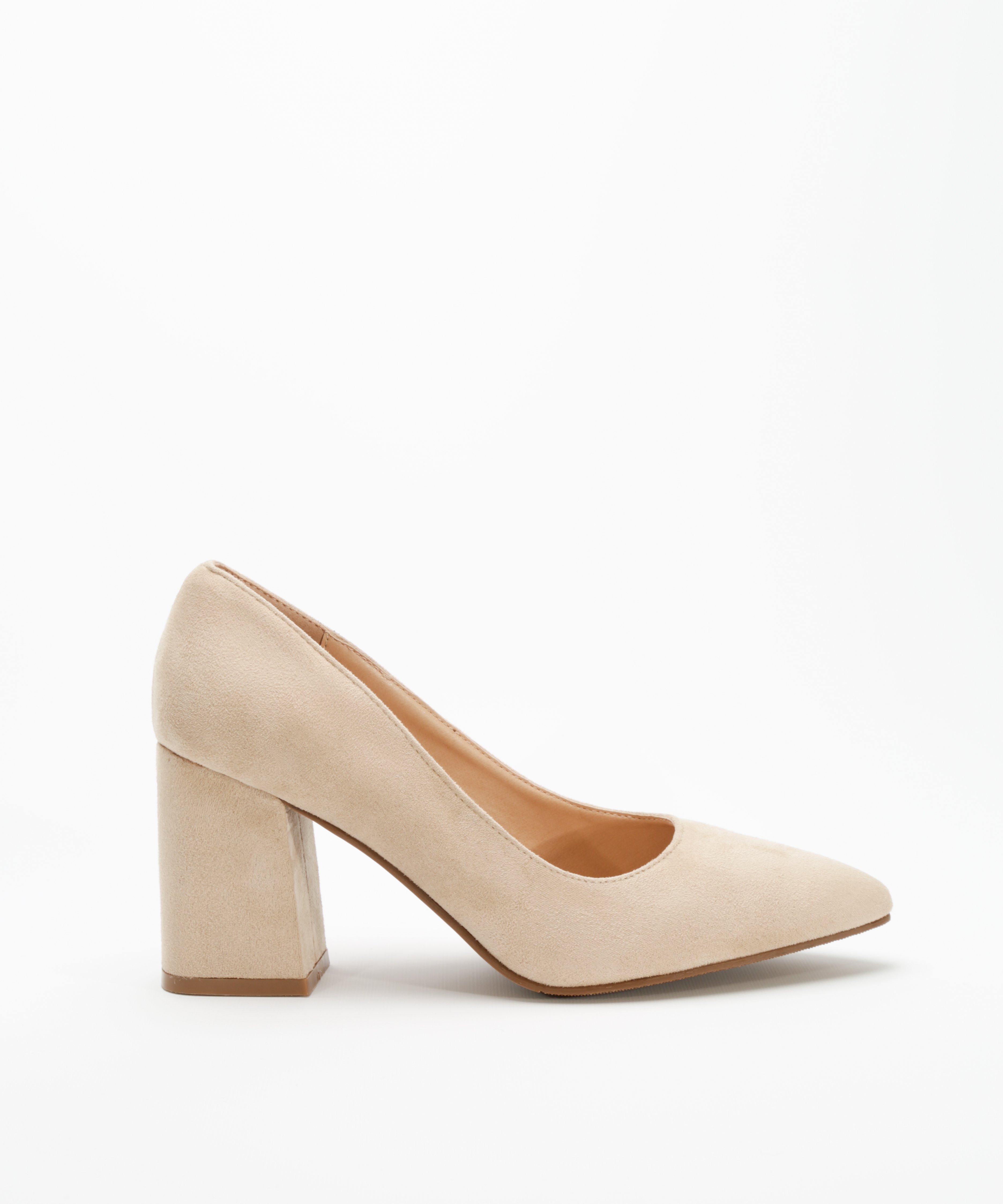 Sapato salto grosso image number null